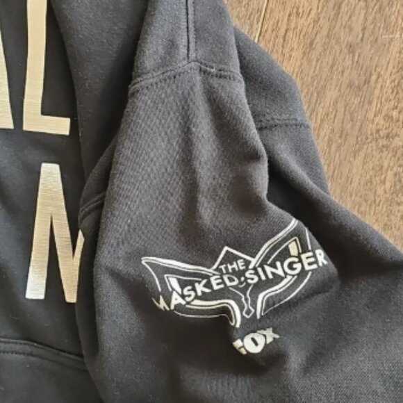 The Masked Singer Official FOX - Don't Talk To Me Hooded Sweatshirt Black M NWT - Picture 5 of 7